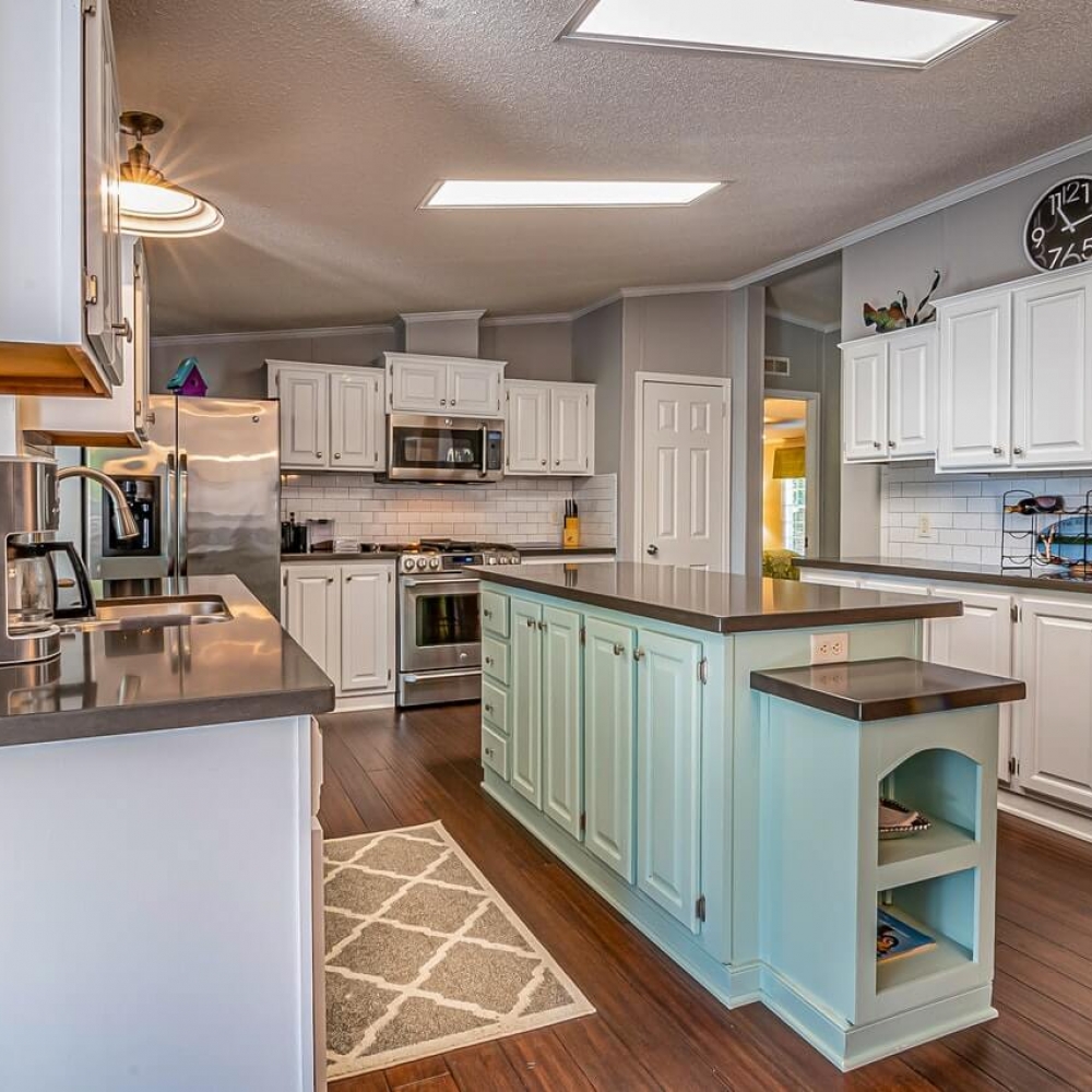 photo-of-kitchen-interior-4221390