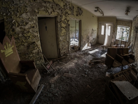 wrecked-house-interior-1411446