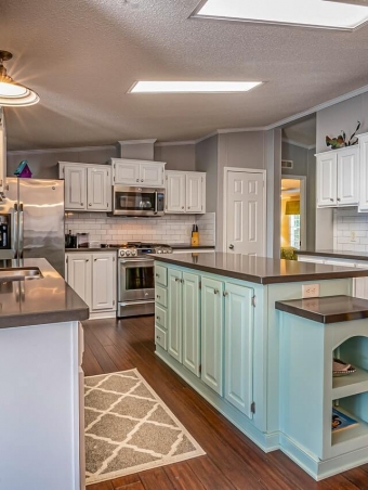 photo-of-kitchen-interior-4221390